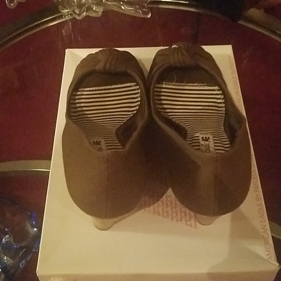 American Eagle Kendal Wedge - Picture 3 of 4